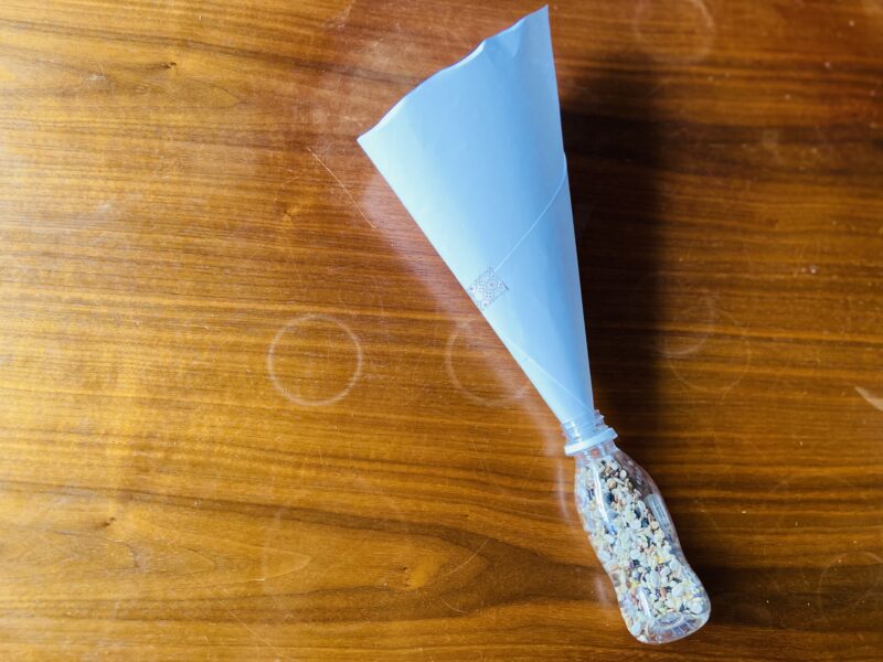 0歳児 家にあるものでできる 1分で簡単エコなおもちゃの作り方3選 Mato3blog 0歳児 家にあるものでできる 1分で簡単エコなおもちゃの作り方3選 Mato3blog